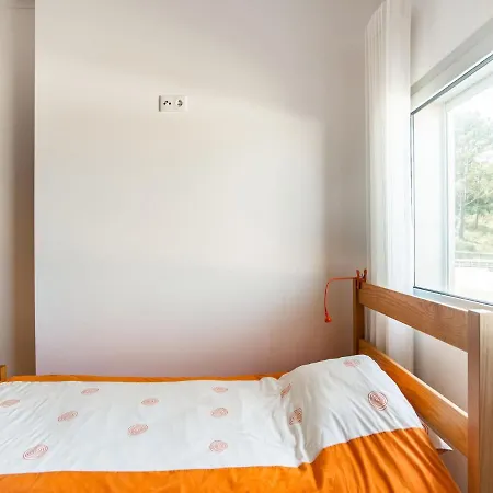 Beautiful With Pool And Views Of The Nazare Waves