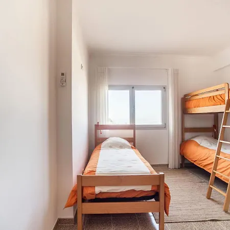 Beautiful With Pool And Views Of The Nazare Waves Hébergement de vacances Famalicão
