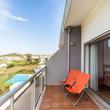 Beautiful With Pool And Views Of The Nazare Waves Hébergement de vacances