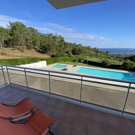 Beautiful With Pool And Views Of The Nazare Waves Hébergement de vacances