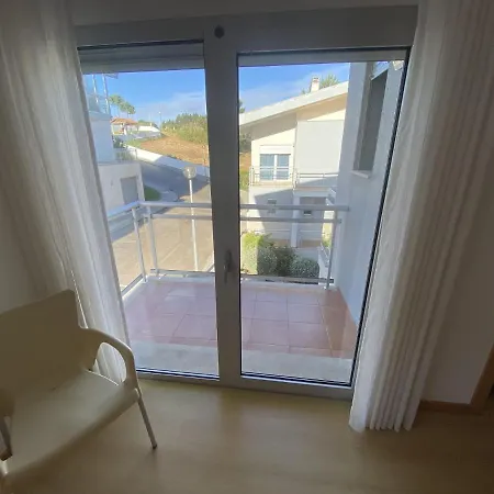 Hébergement de vacances Beautiful With Pool And Views Of The Nazare Waves