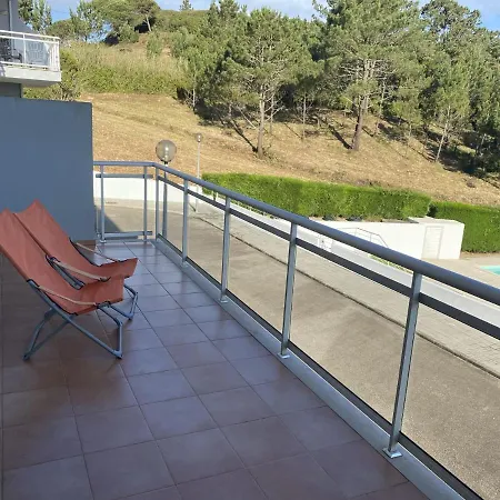 Beautiful With Pool And Views Of The Nazare Waves