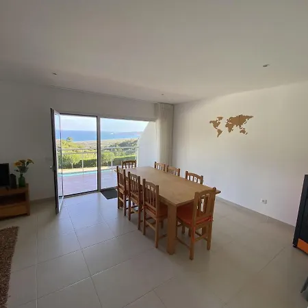Beautiful With Pool And Views Of The Nazare Waves Famalicão